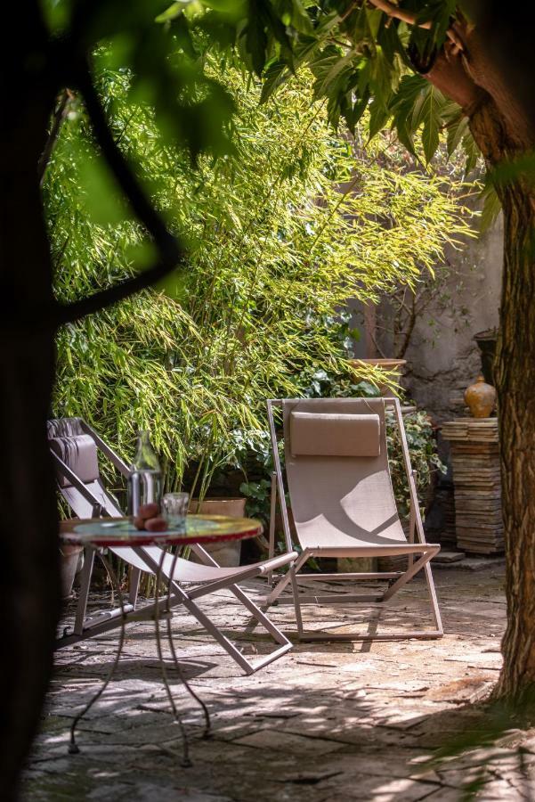 Maison Xixe Et Jardin En Intramuros Avignon Exteriér fotografie